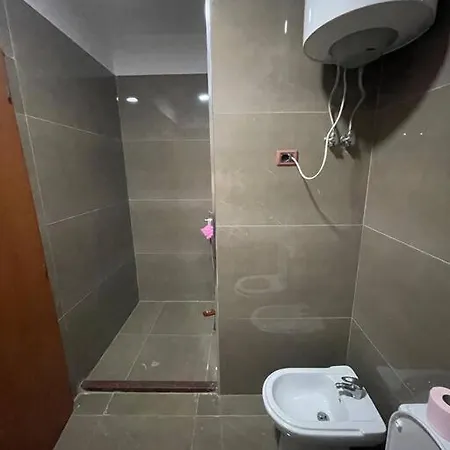 Doni Apartment Дуррес